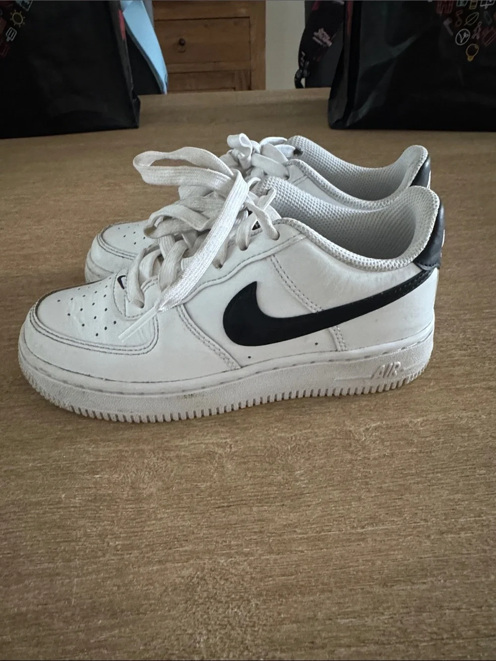 Nike youth low